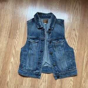 American Eagle Outfitters Blue Denim Vest